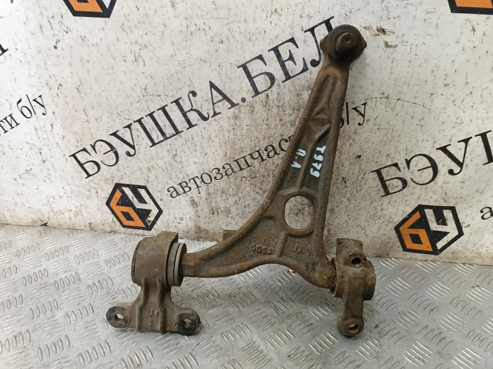 Рычаги 01923, 0392734, 043948B