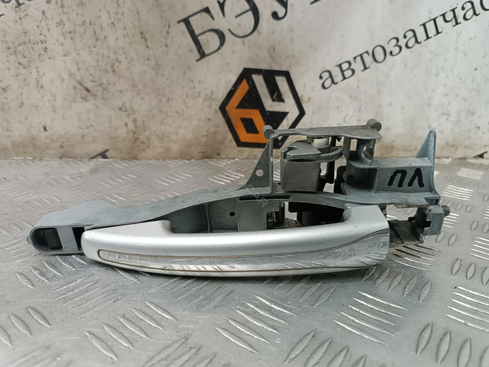 Ручка двери 9680168680