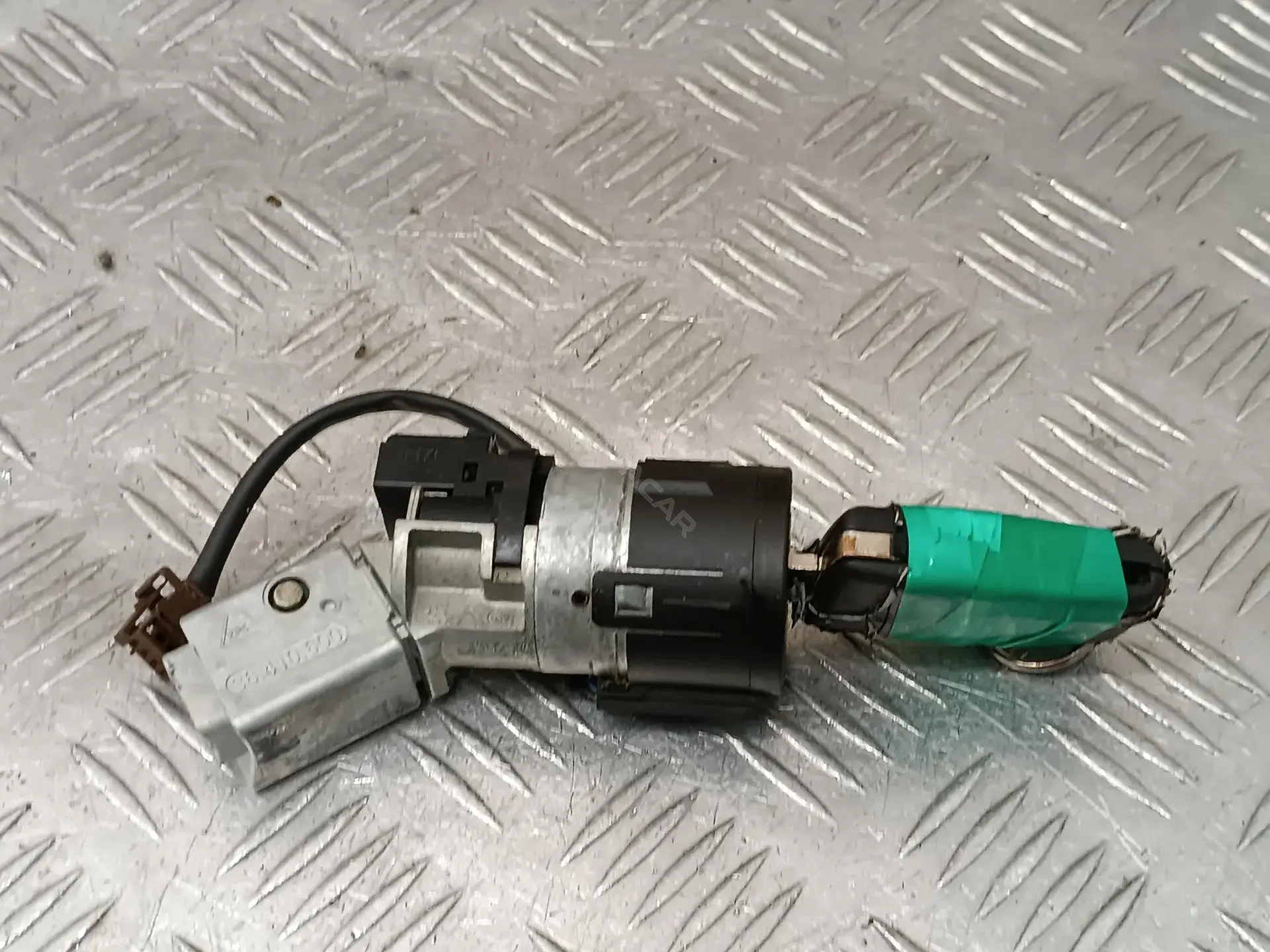 Замок зажигания 36410600