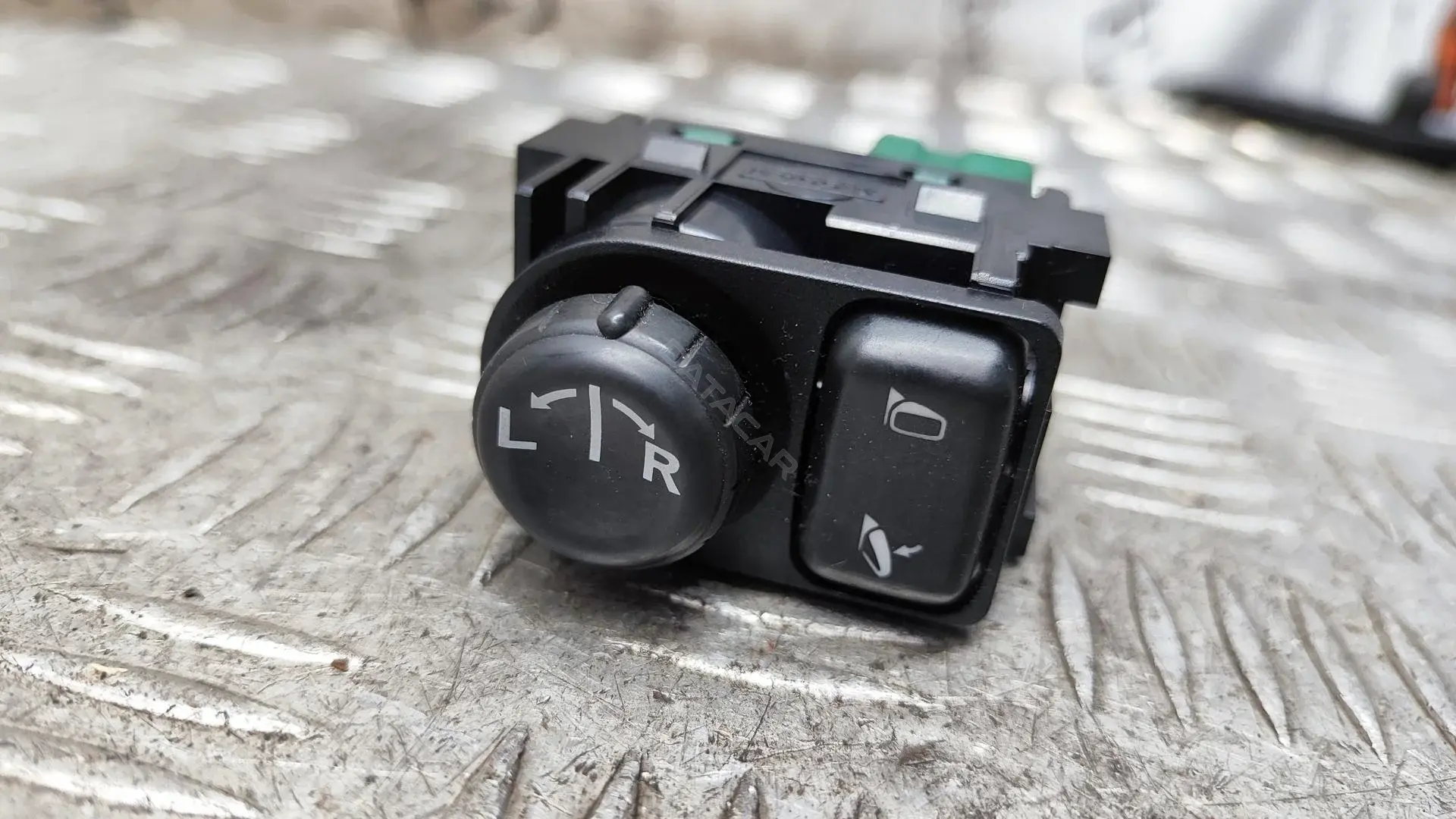 Джойстик регулировки зеркал 25570JD01B