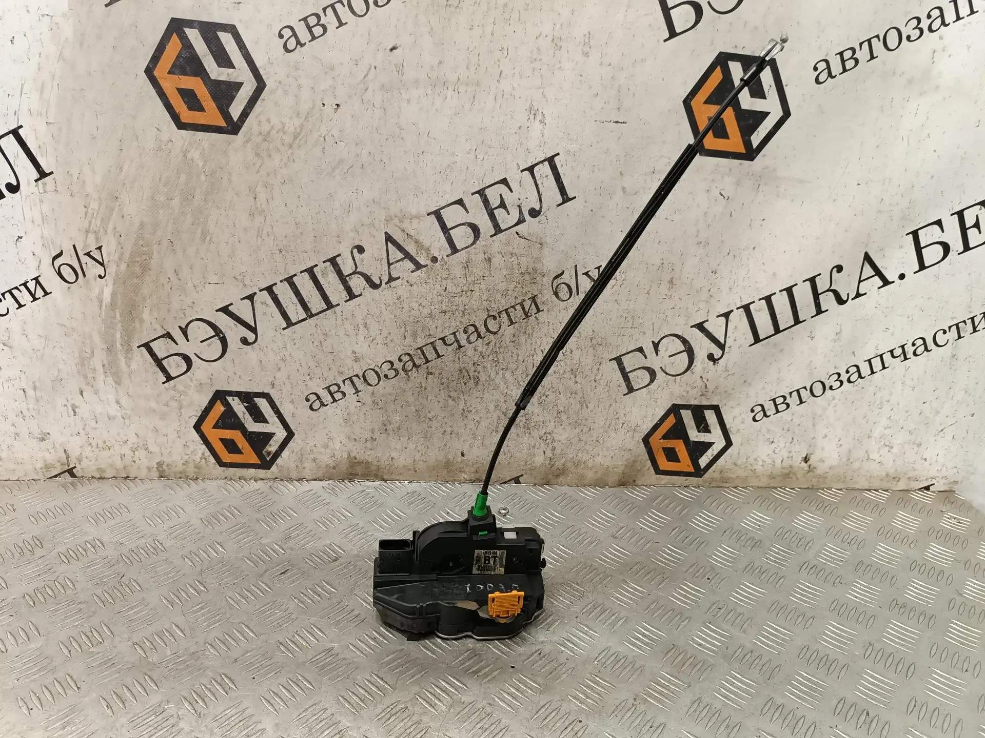 Замок двери 0133740, 13503180, 13503788