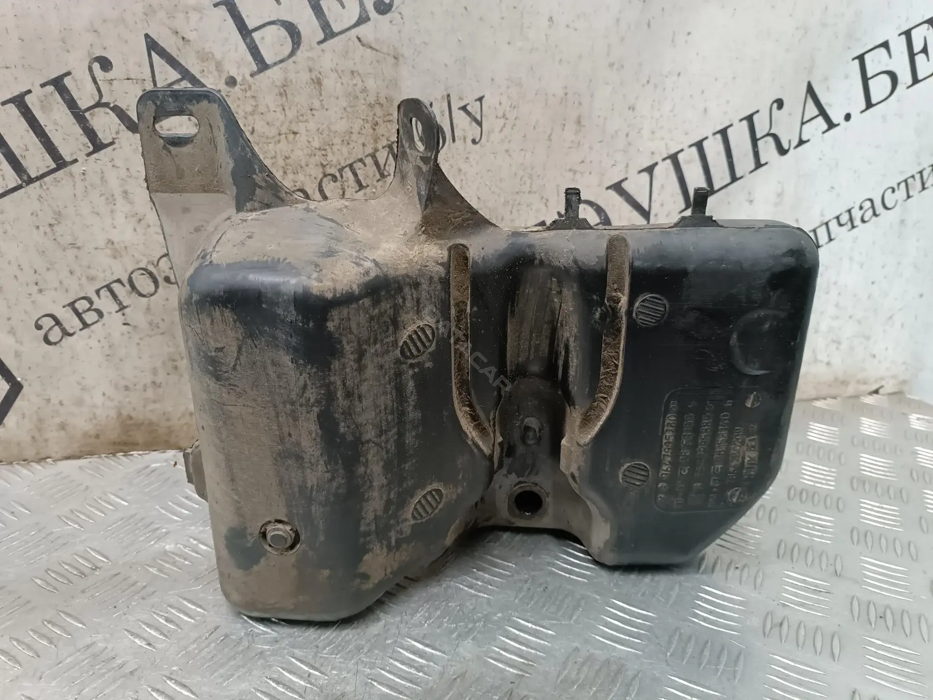 Бачок омывателя 9648045280