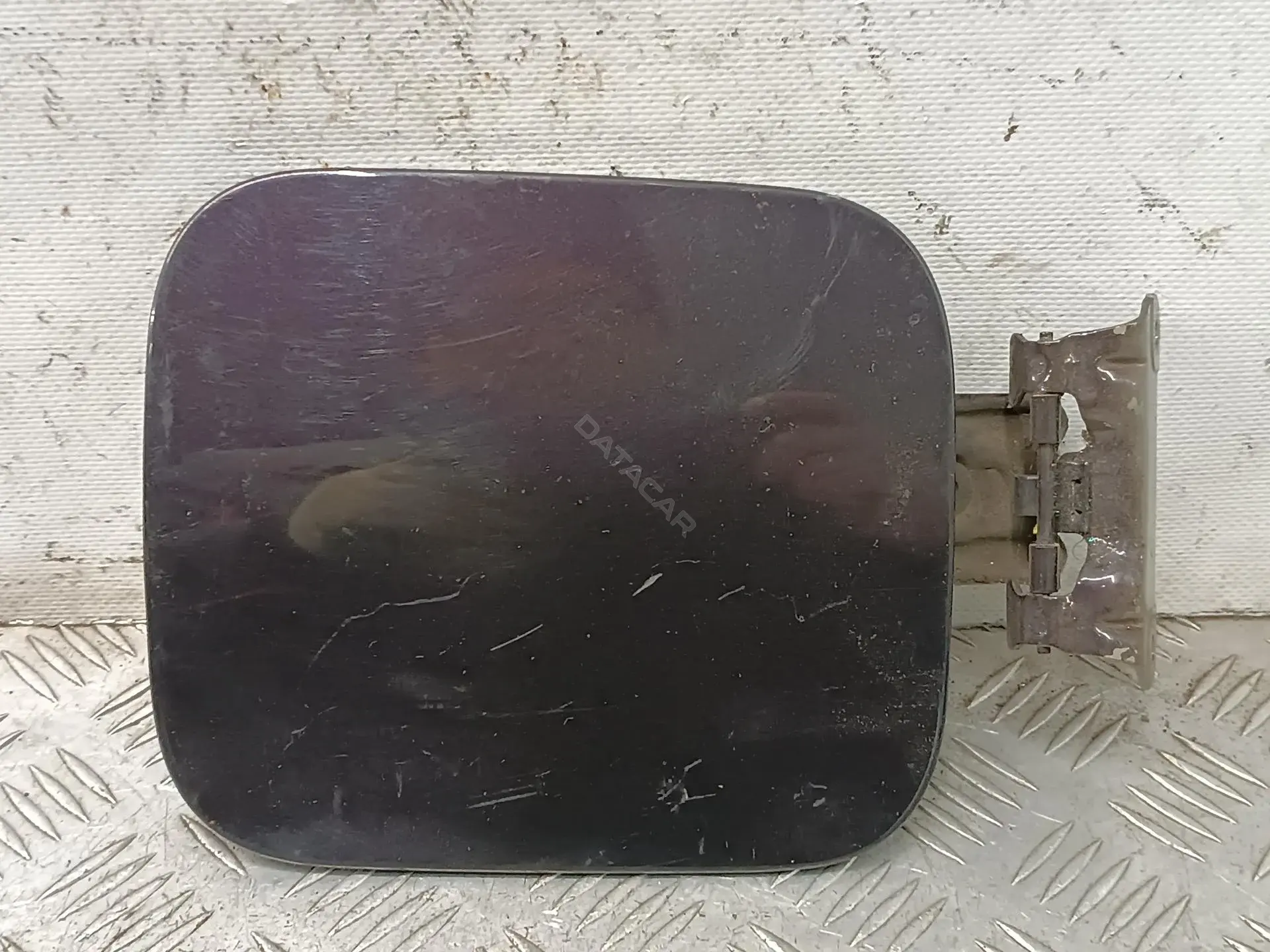 Крышка лючка топливного бака G8830EY1MA