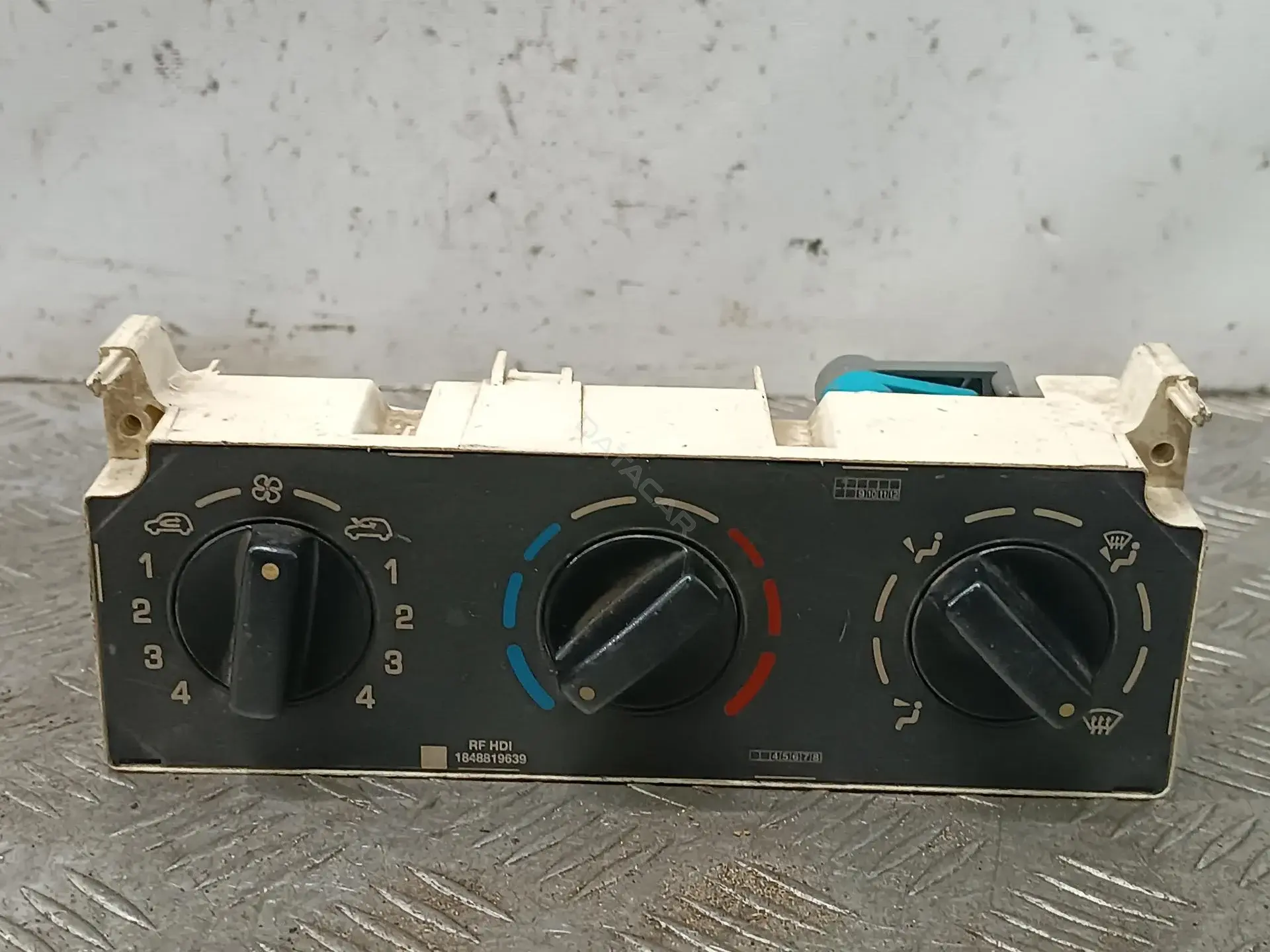 Блок управления климат-контролем 6451V7