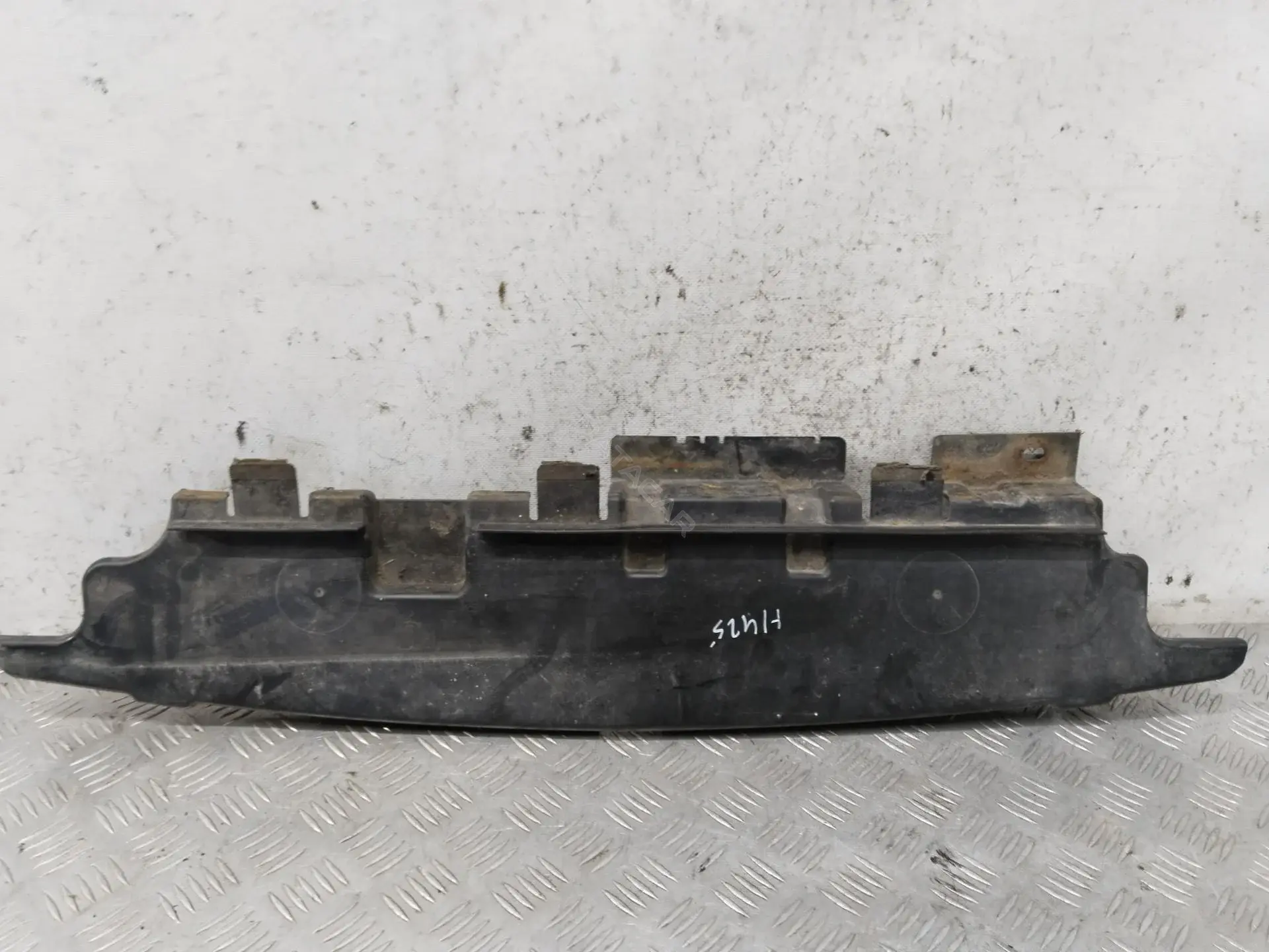 Защита днища 62820JD50A