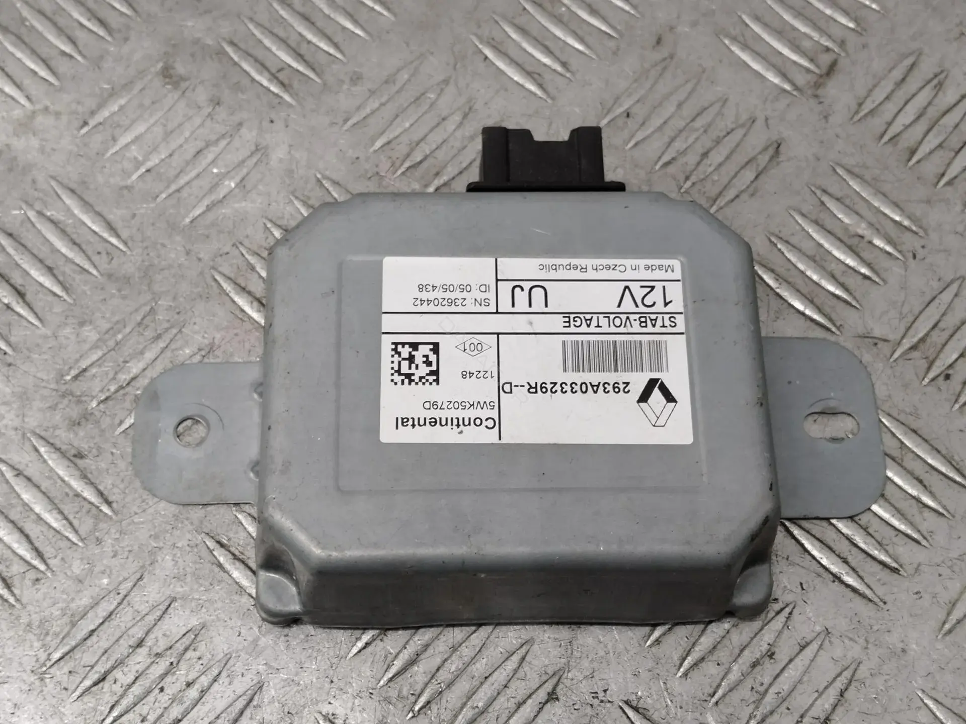 Регулятор напряжения 293A03329R