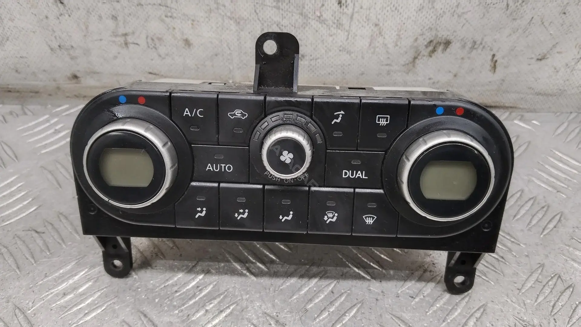 Блок управления климат-контролем 27500JD45D