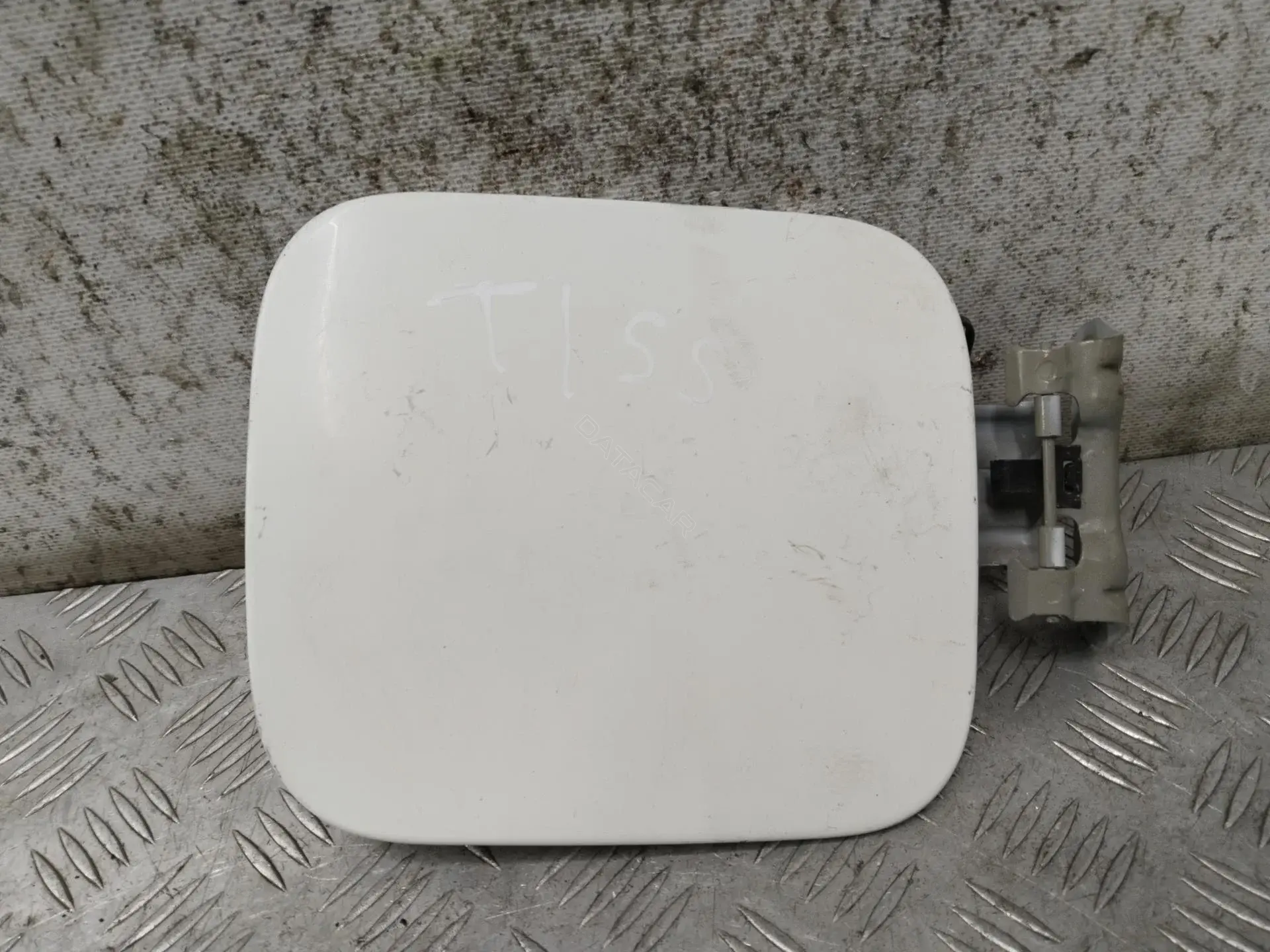 Крышка лючка топливного бака G8830JD0M0