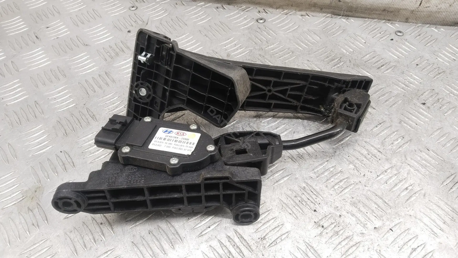 Педаль газа GGG0031A2S910