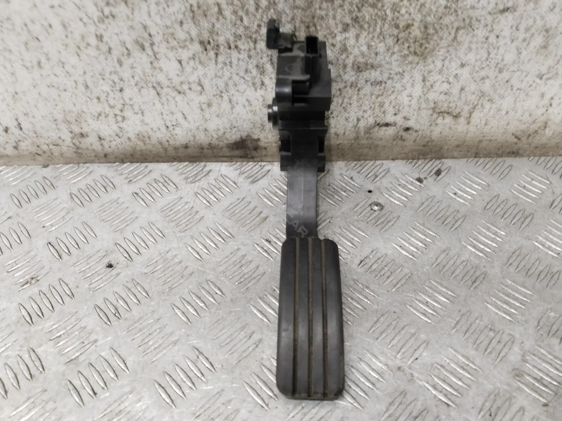 Педаль газа 180020024R