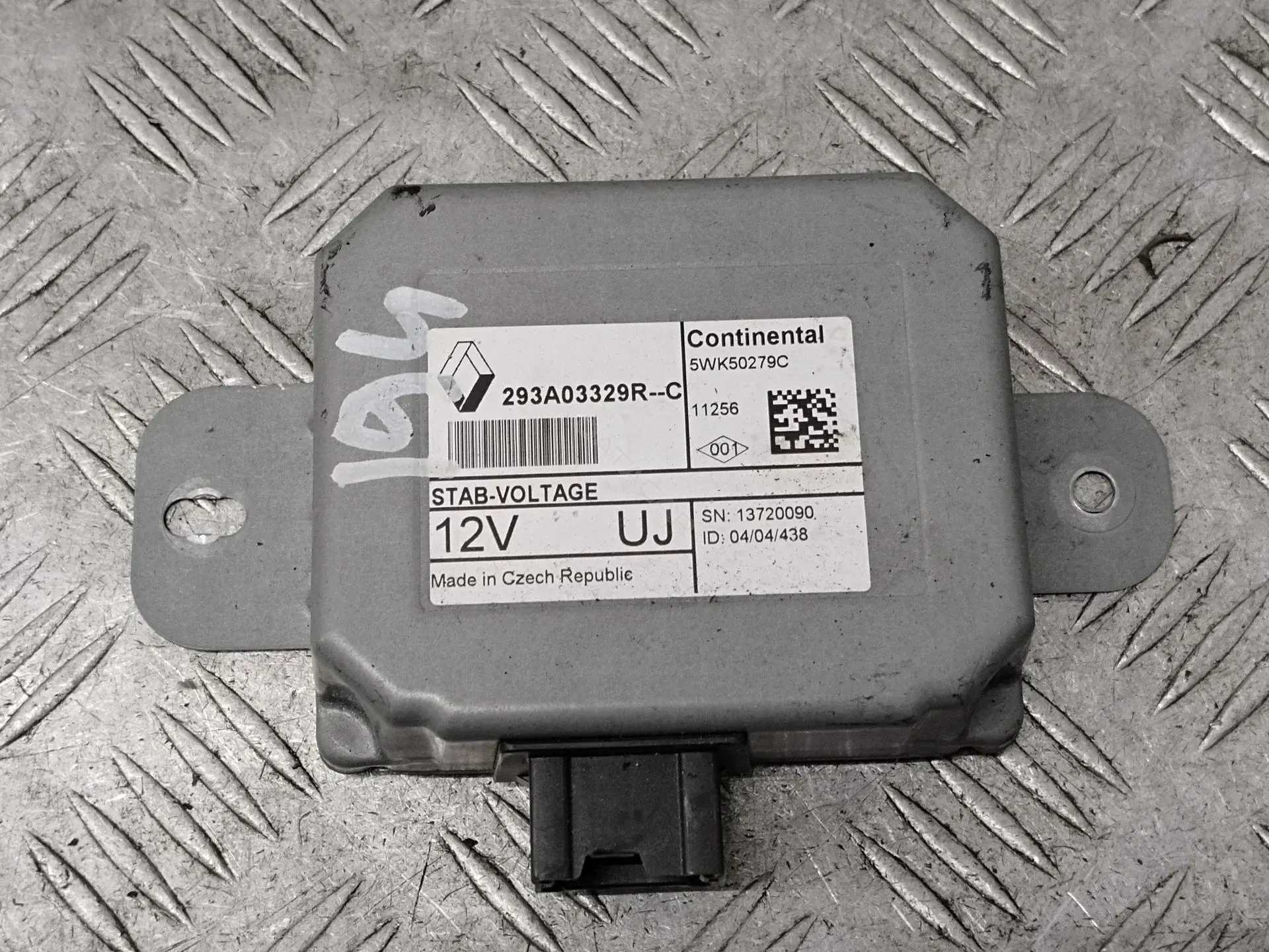Регулятор напряжения 293A03329R