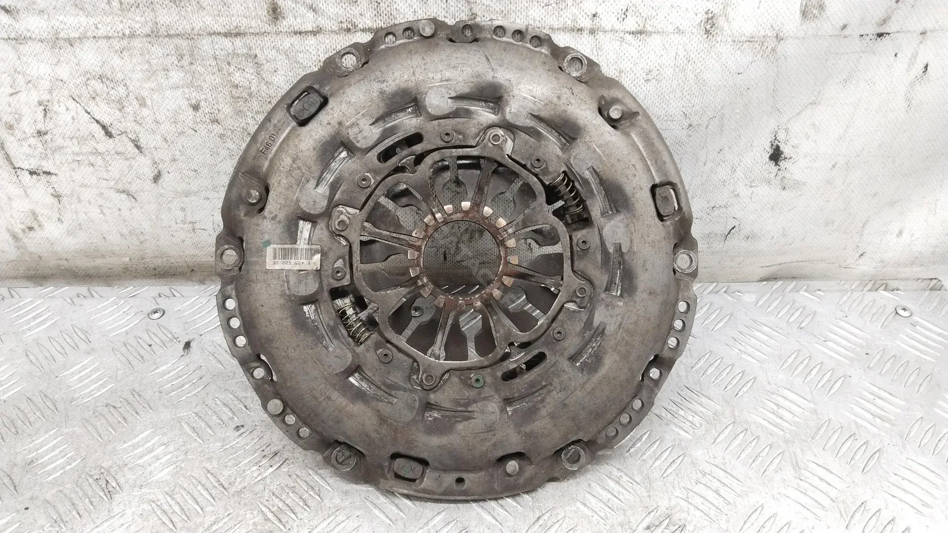 Корзина сцепления P16000417