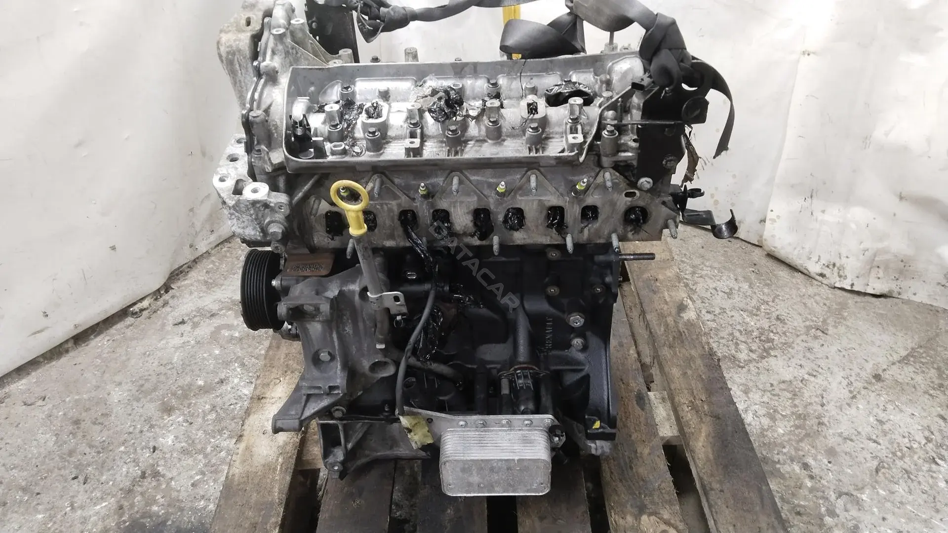 Двигатель в сборе R9M402