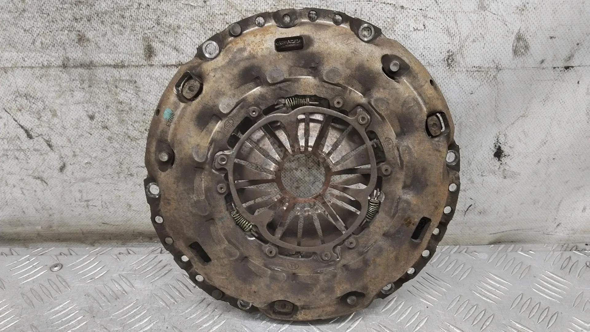 Корзина сцепления 2052L5