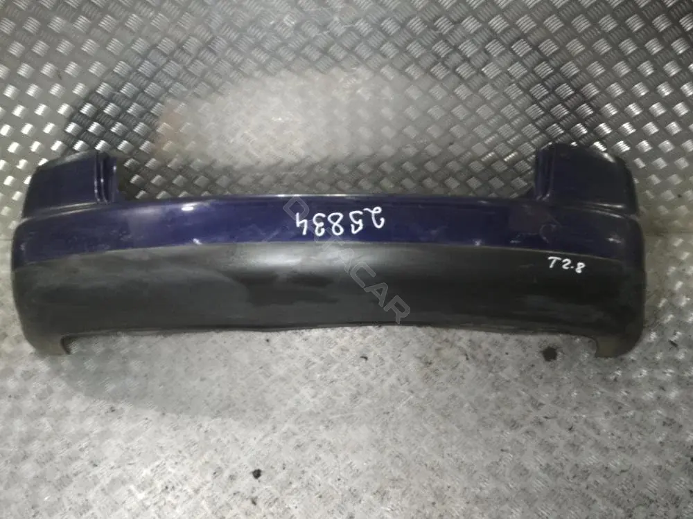 Задний бампер 1T0807421