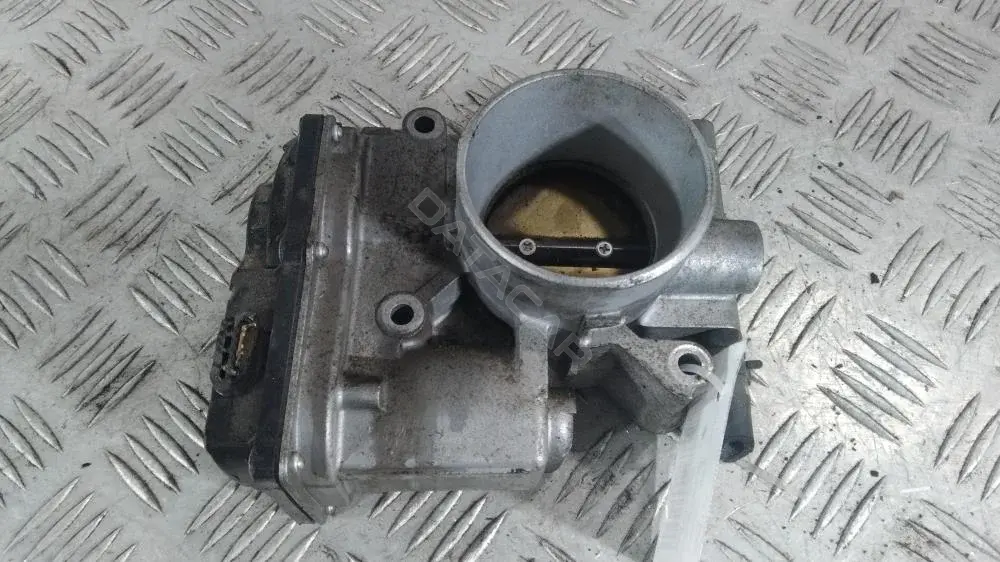 Дроссельная заслонка L3R413640