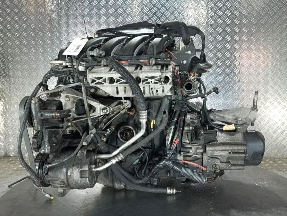 Двигатель в сборе F4P 720