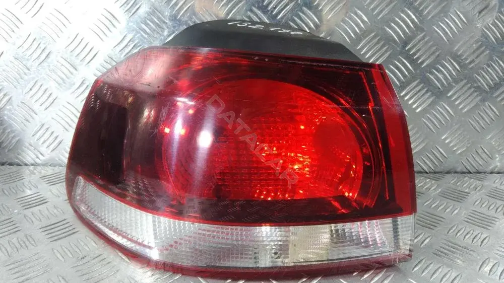 Задние фонари 5K0945095