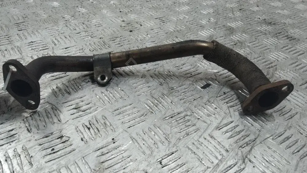 Трубка системы рециркуляции EGR 037131581