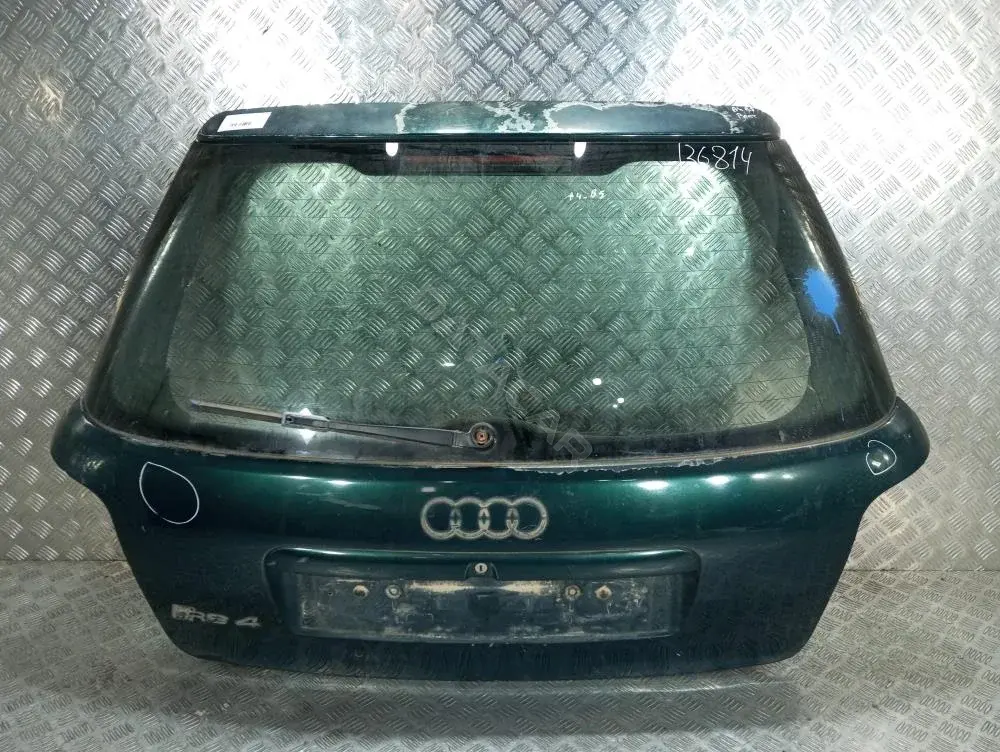 Крышка багажника 8D9827023AA