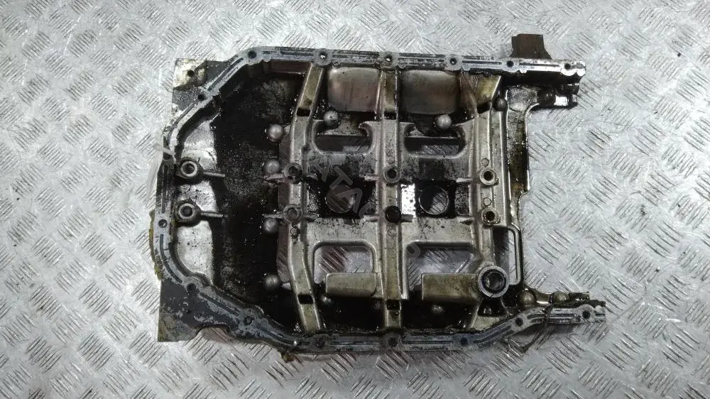 Масляный поддон 215104A100
