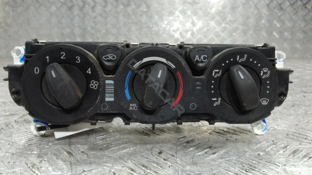 Блок управления климат-контролем BM5T-18549