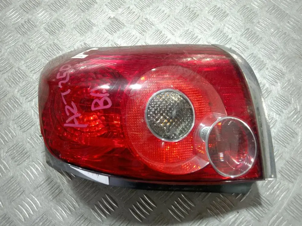 Задние фонари 8155105180