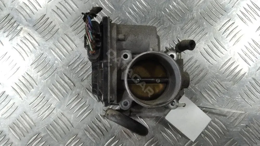 Дроссельная заслонка LF2L13640