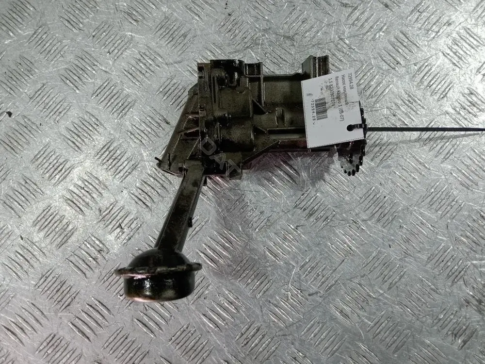 Масляный насос 8200307174