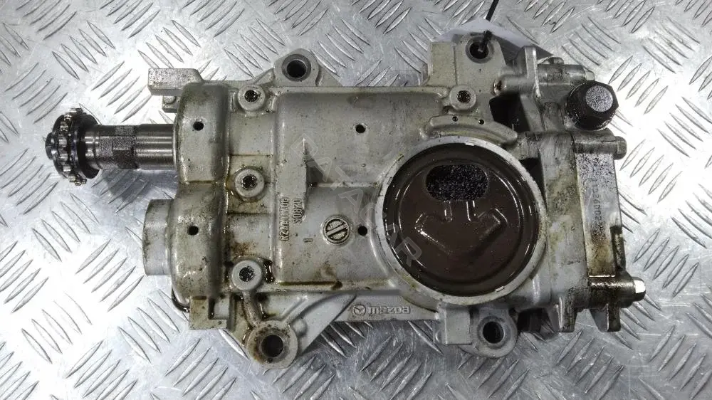 Масляный насос R2AA11700
