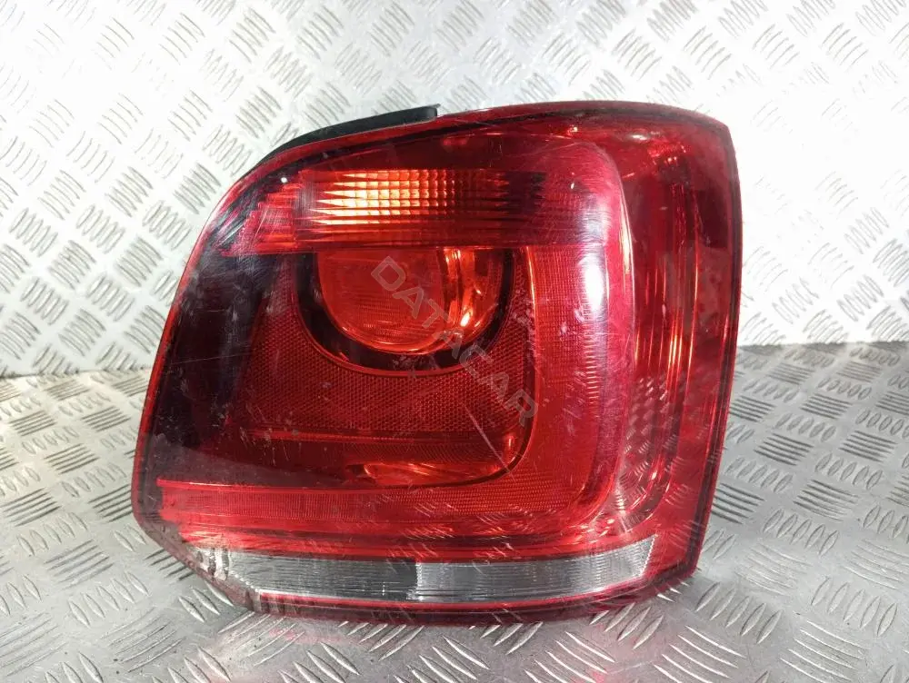 Задние фонари 6R0945096N