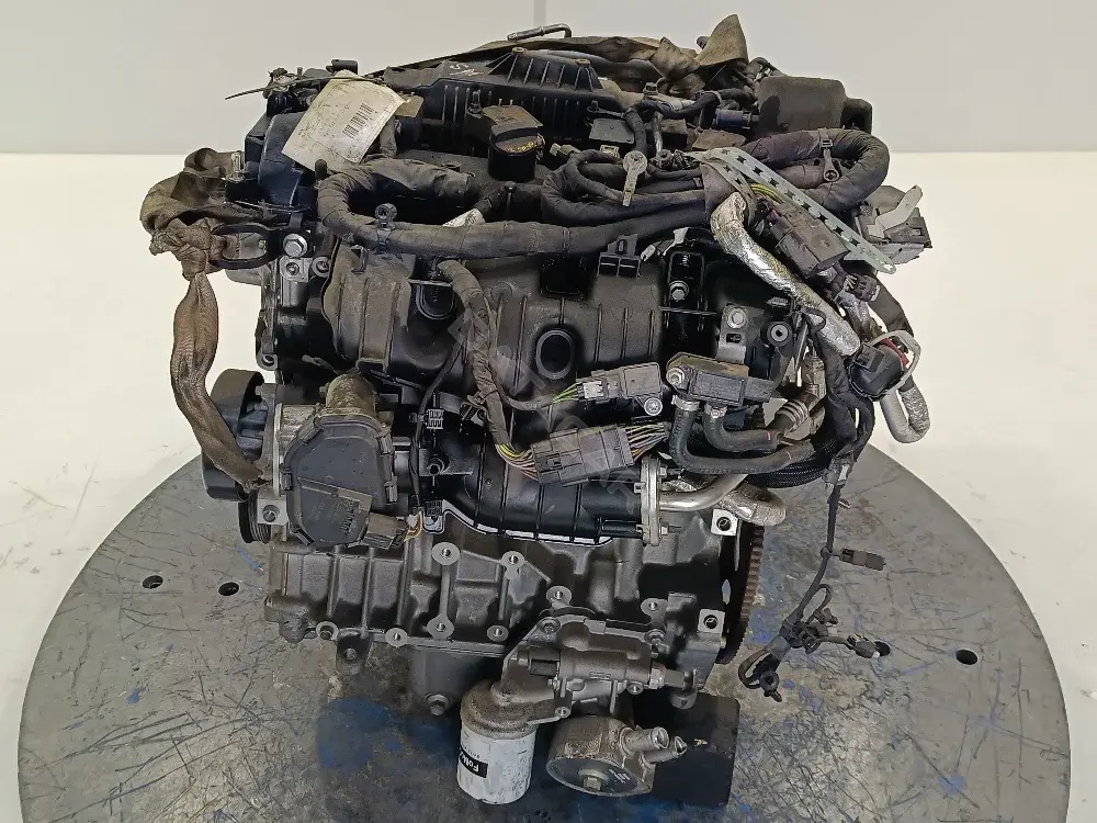 Двигатель в сборе LB5E6007AA
