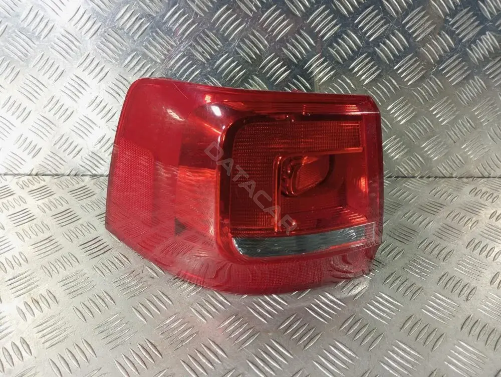 Задние фонари 7N0945095G