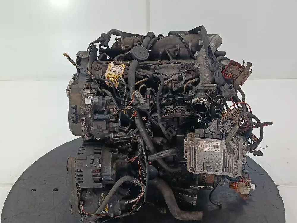 Двигатель в сборе F9Q 718