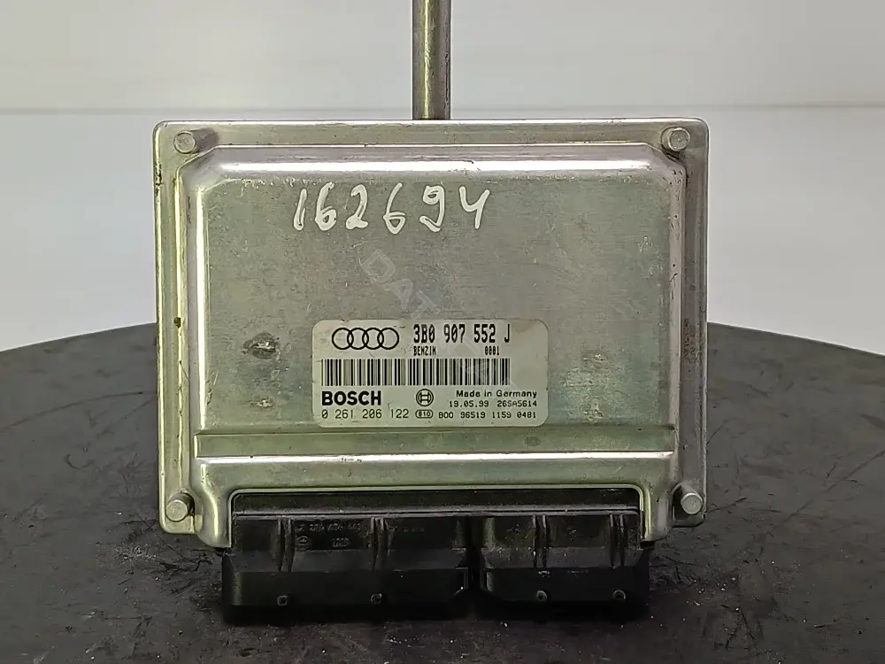 Блок управления двигателем 3B0907552J