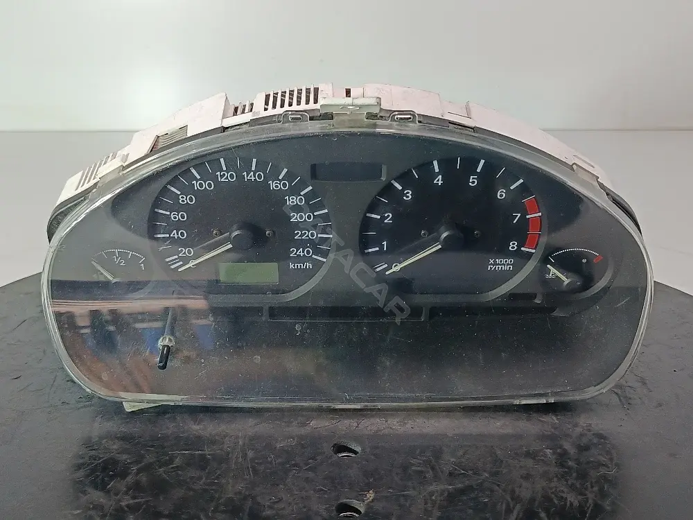 Панель приборов MR550978