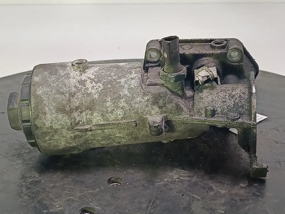 Корпус масляного фильтра 045115389C