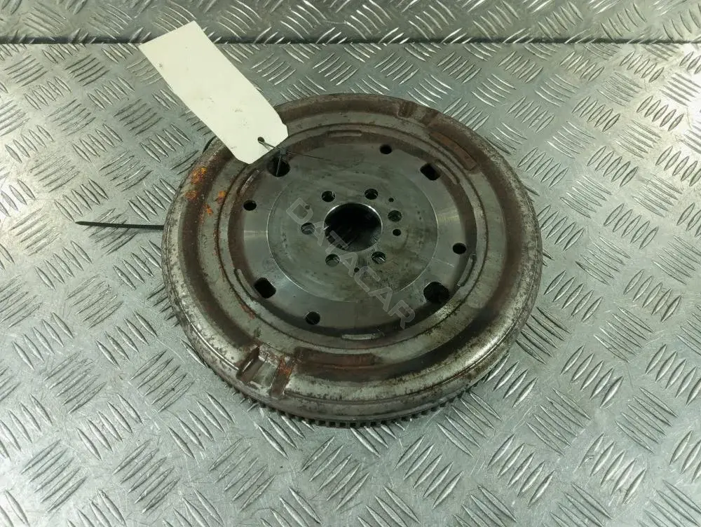 Маховик 03F105266C