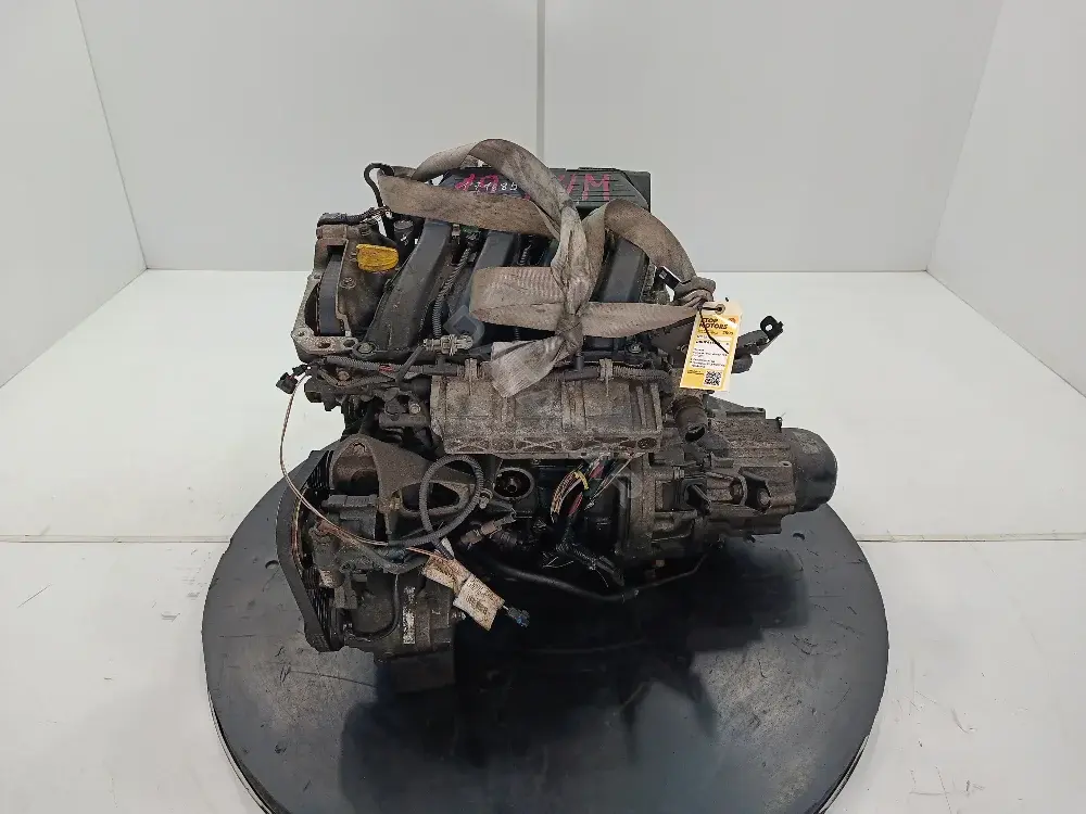 Двигатель в сборе F4P 720