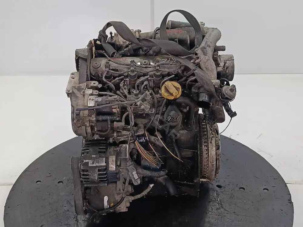 Двигатель в сборе F9Q 812
