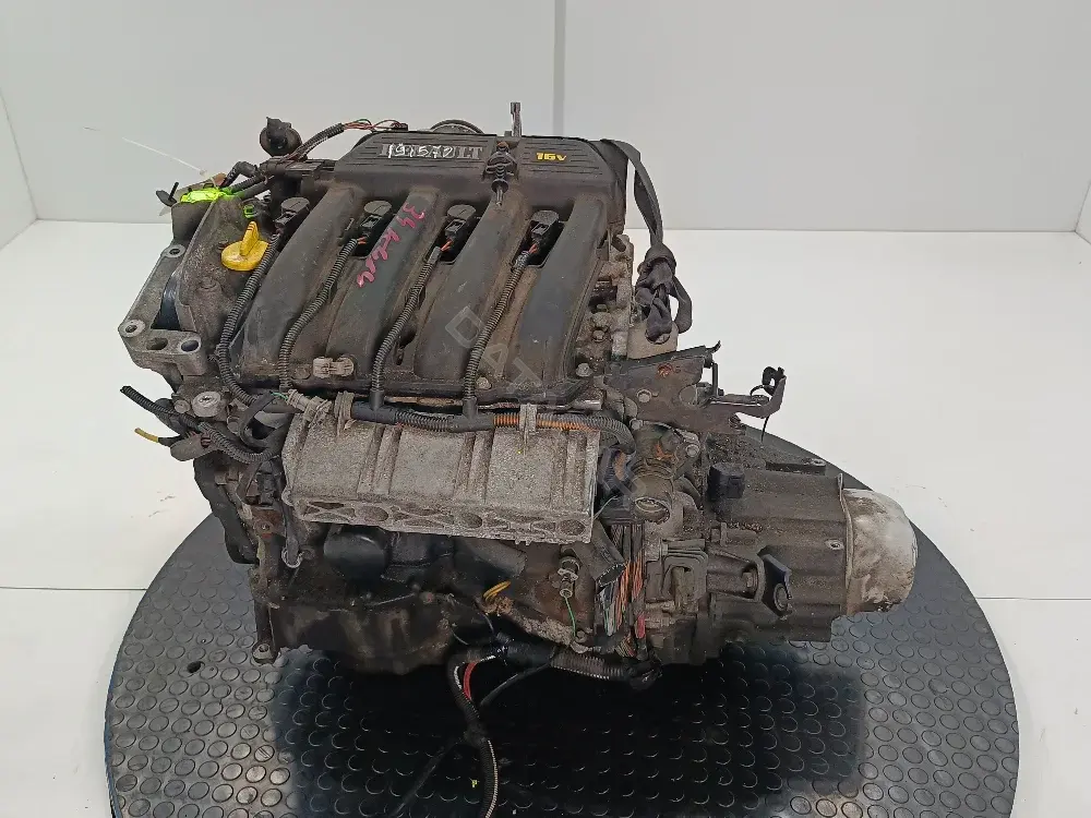 Двигатель в сборе K4M 700
