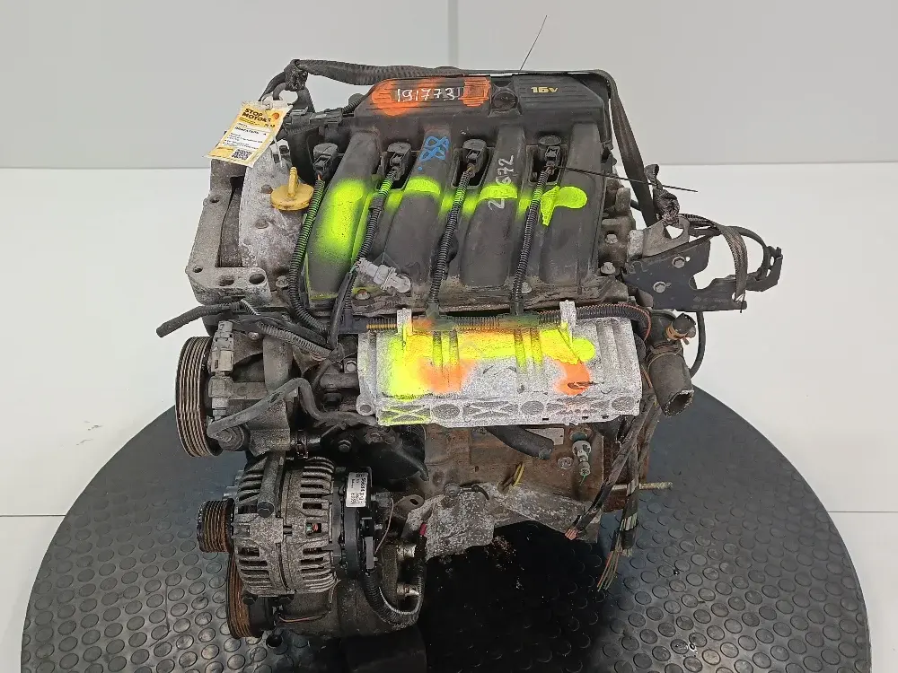 Двигатель в сборе K4M 700