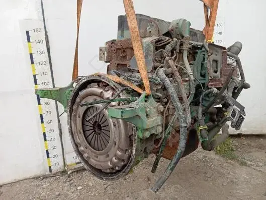 Двигатель в сборе D7E