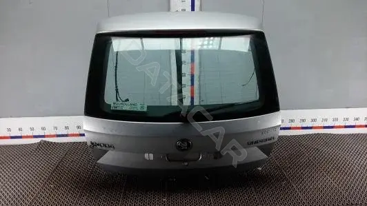 Крышка багажника 3T9827025D