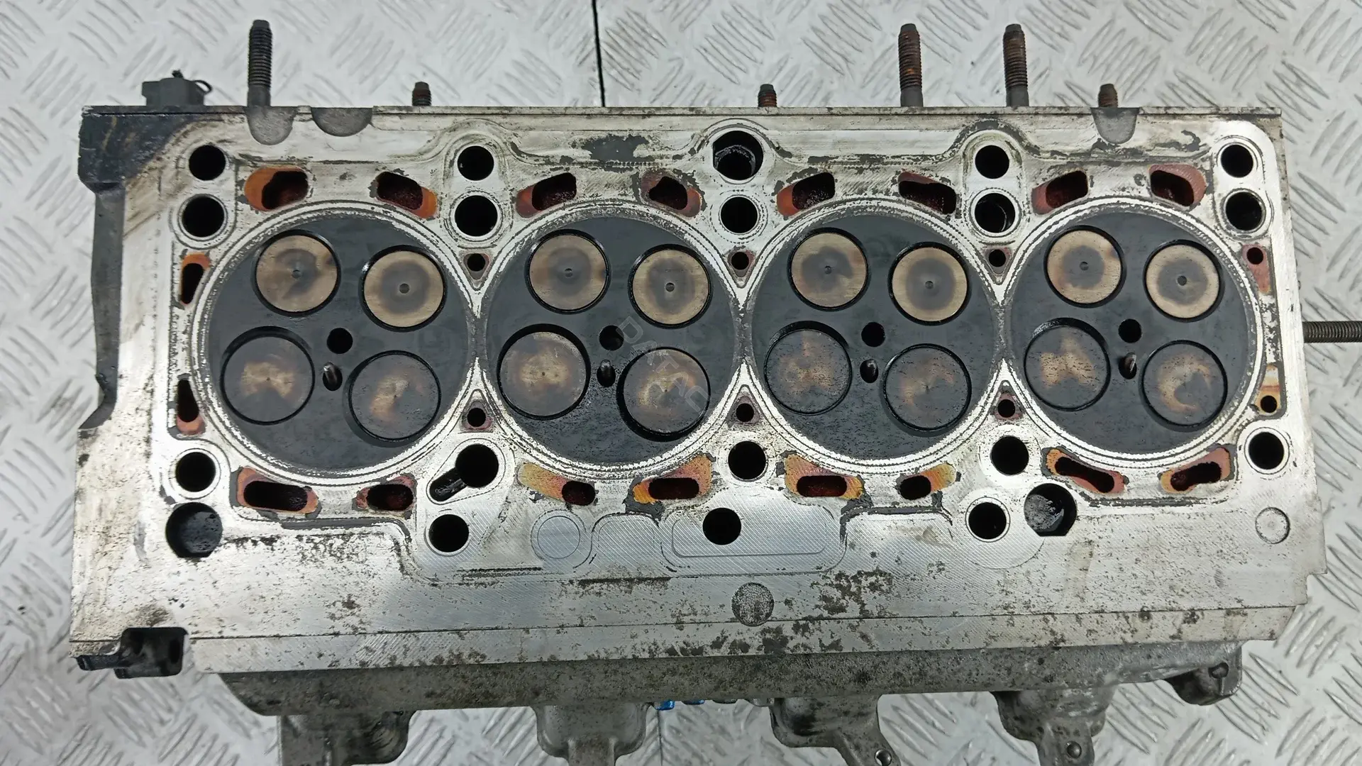Головка блока цилиндров 03L103265D, 03L103351F