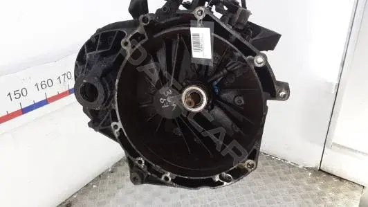 Механическая коробка передач (МКПП) 6C1R7002DC