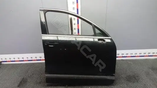 Дверь 7P0831056