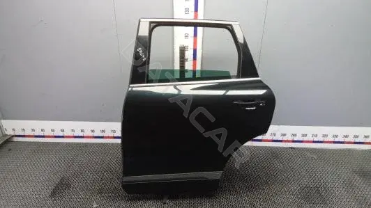 Дверь 7P0833055