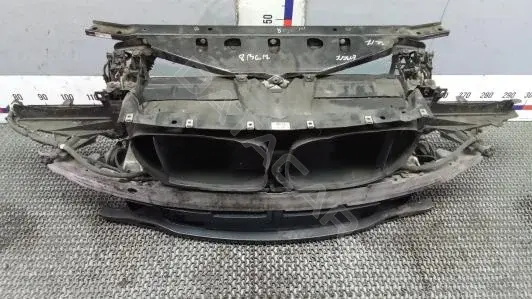 Панель передняя 8BG17G201