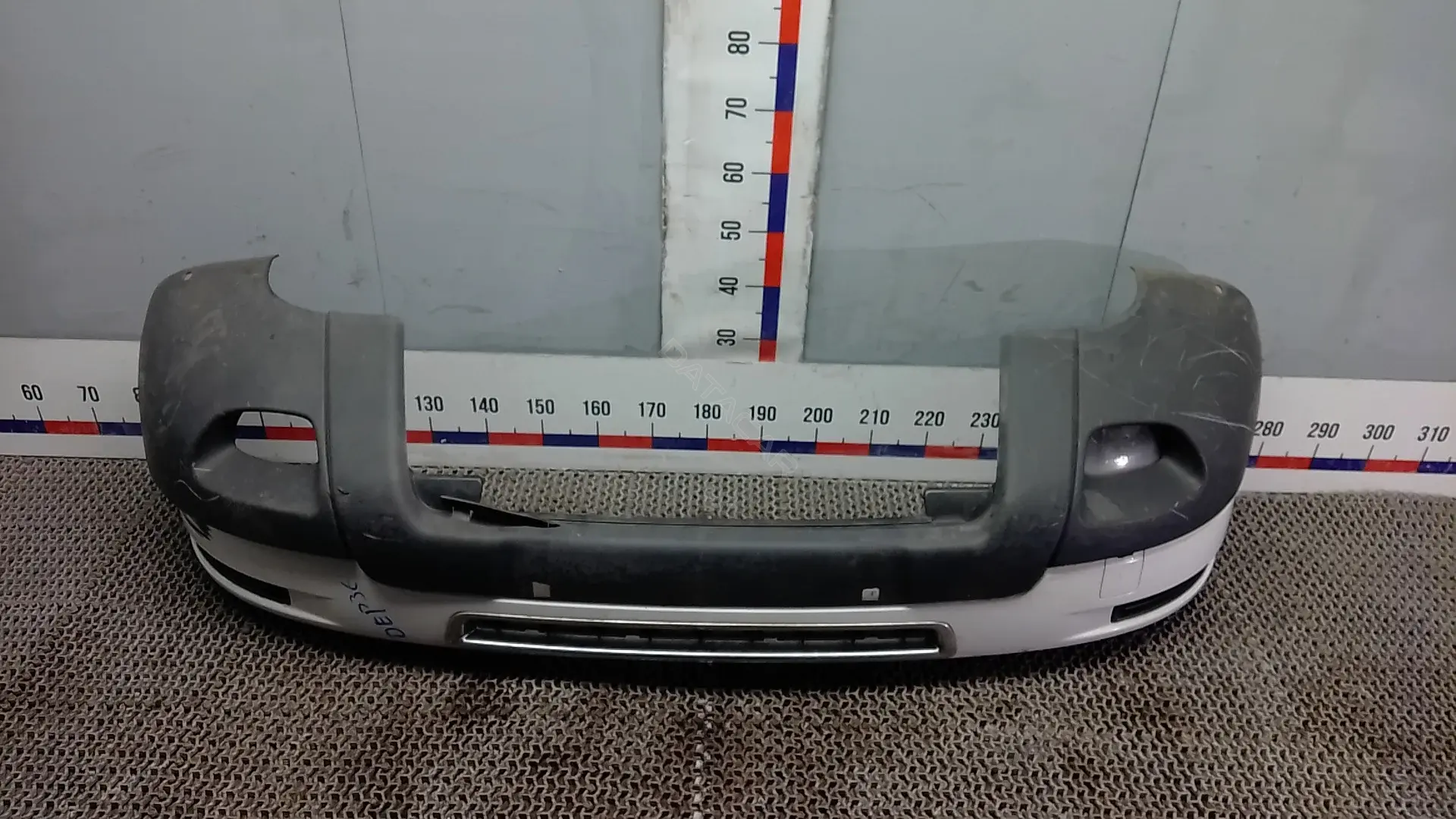 Передний бампер OEP36G501
